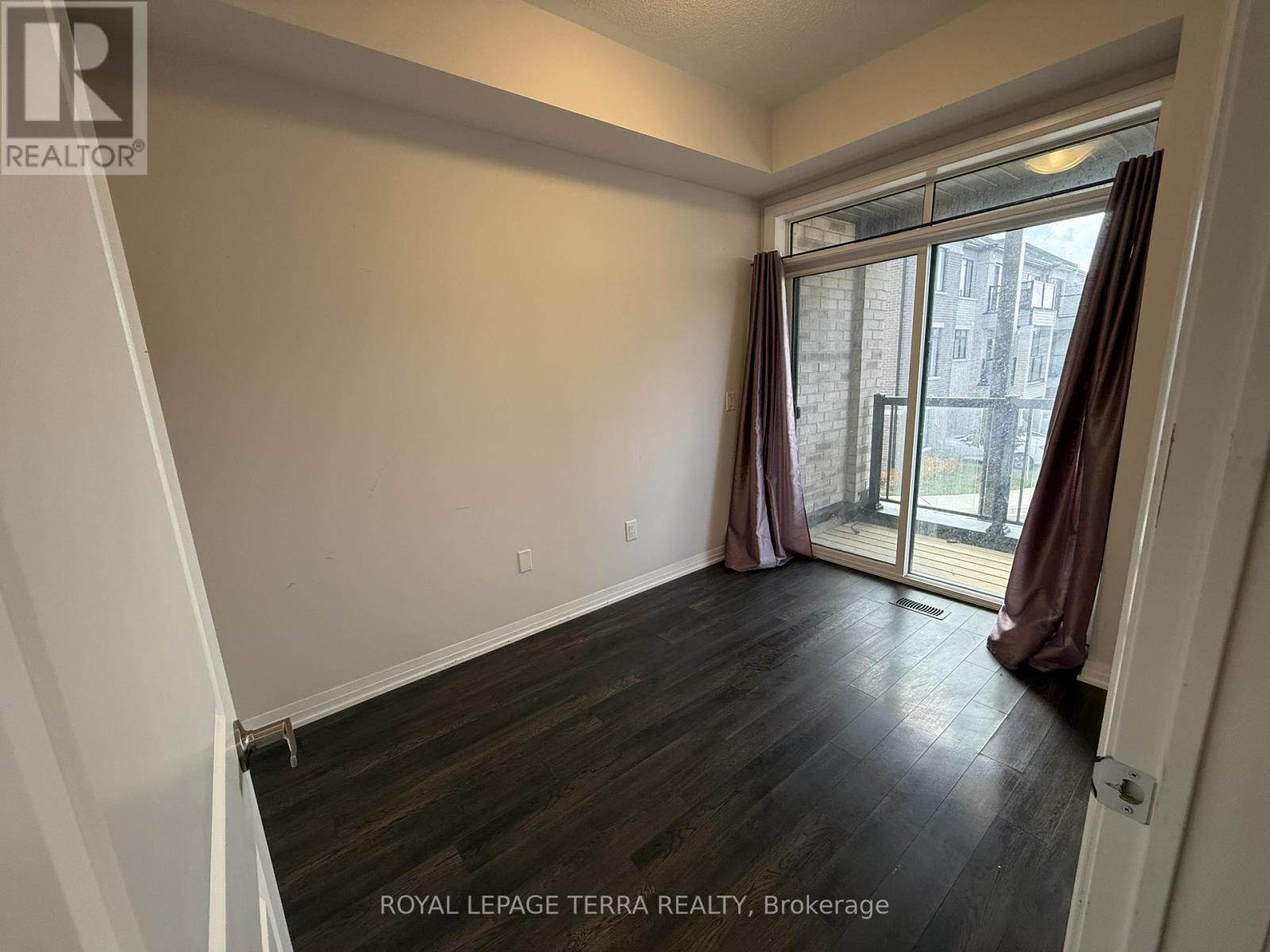 1114 - 585 Colborne Street E, Brantford, Ontario  N3S 0K4 - Photo 7 - X12557164