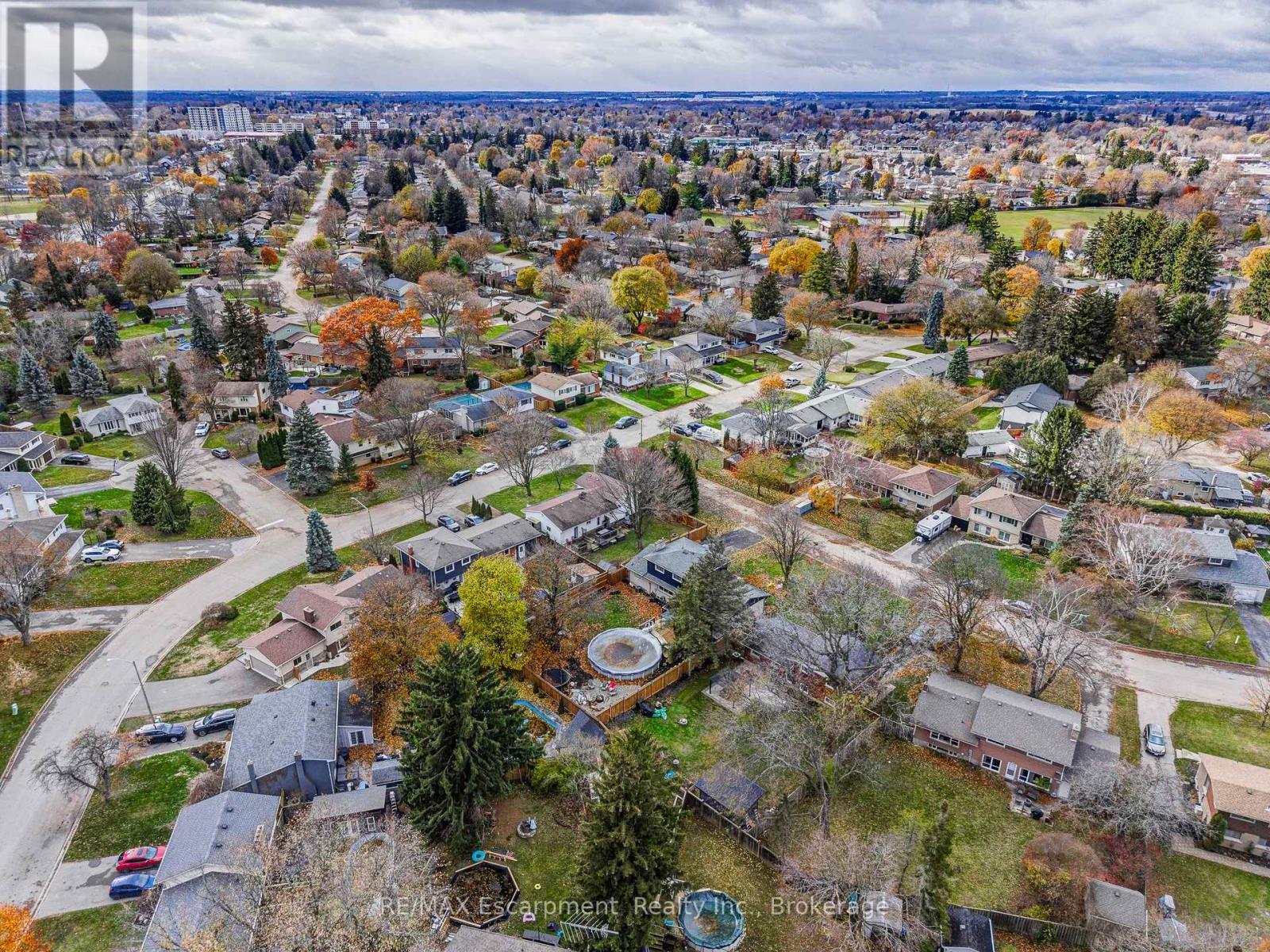 15 Harvest Lane, Brantford, Ontario  N3R 5R3 - Photo 40 - X12557208