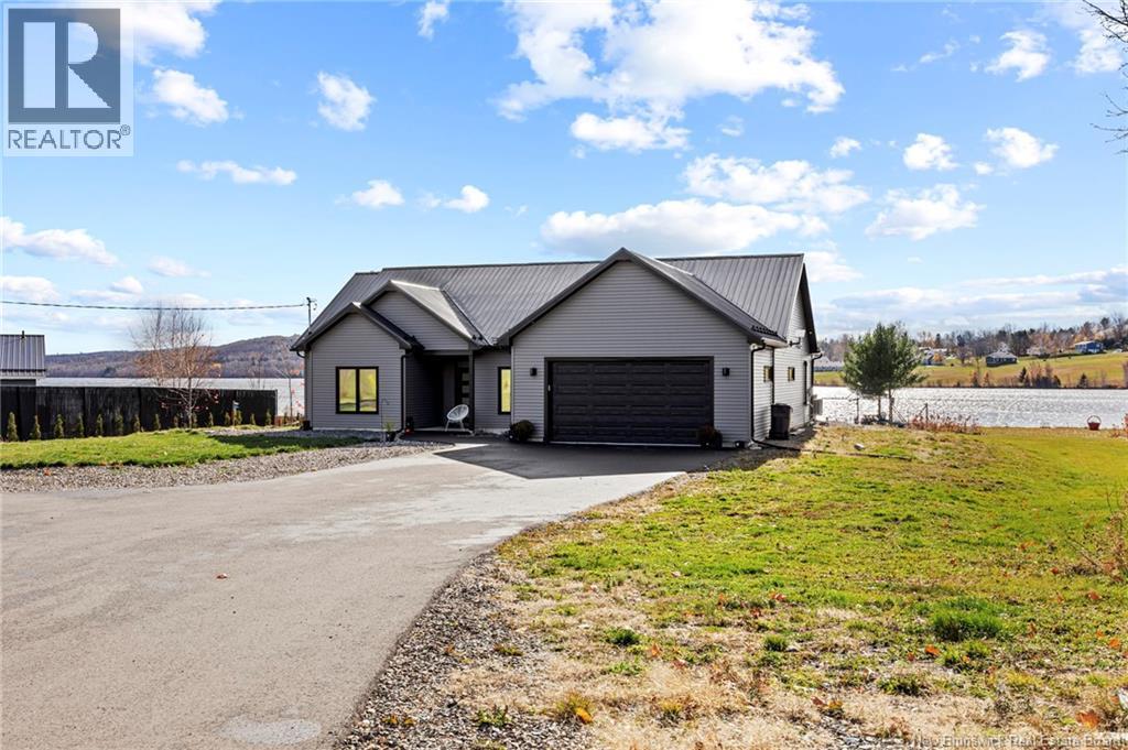 723 Route 105, Nackawic, New Brunswick E6G 1V4 - Photo 1 - NB125673