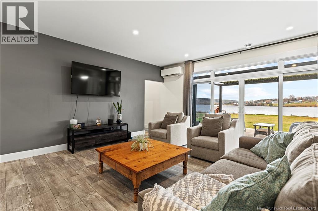 723 Route 105, Nackawic, New Brunswick E6G 1V4 - Photo 11 - NB125673