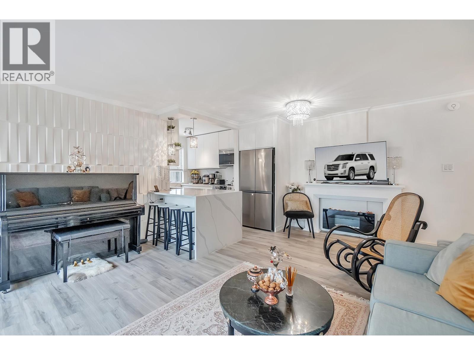 101 1750 Esquimalt Avenue, West Vancouver, British Columbia  V7V 1R8 - Photo 10 - R3068616