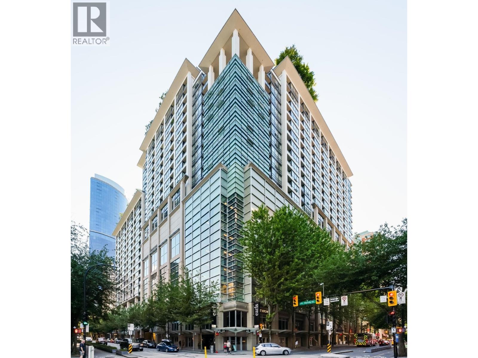 1532 938 SMITHE STREET, Vancouver, British Columbia