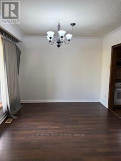 416 Lees Lane, Oakville, Ontario L6L 4S7 - Photo 10 - W12392863