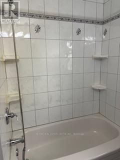 416 Lees Lane, Oakville, Ontario L6L 4S7 - Photo 20 - W12392863