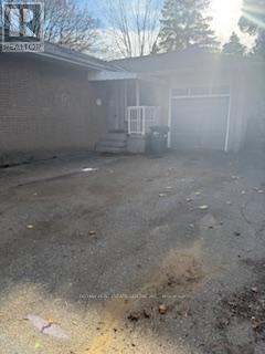 416 Lees Lane, Oakville, Ontario L6L 4S7 - Photo 44 - W12392863