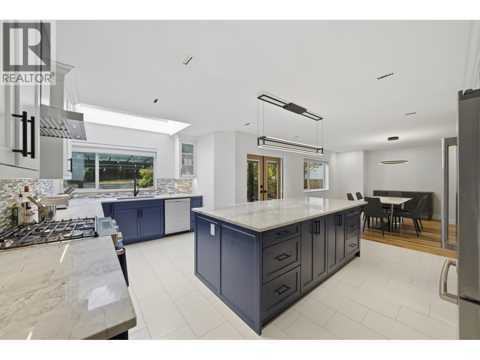 2509 Ashurst Avenue, Coquitlam, British Columbia  V3K 5T5 - Photo 5 - R3068619