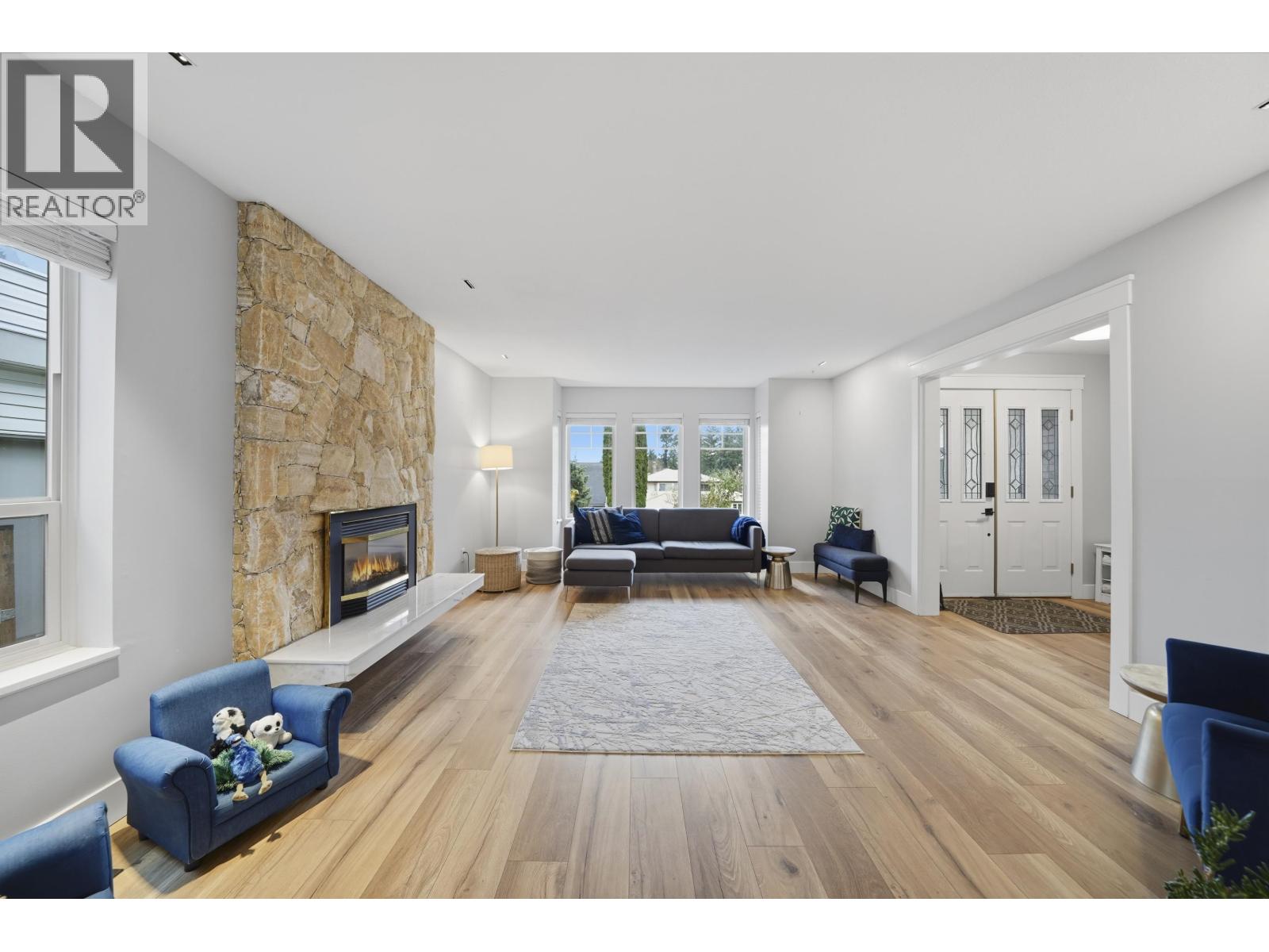 2509 Ashurst Avenue, Coquitlam, British Columbia  V3K 5T5 - Photo 6 - R3068619