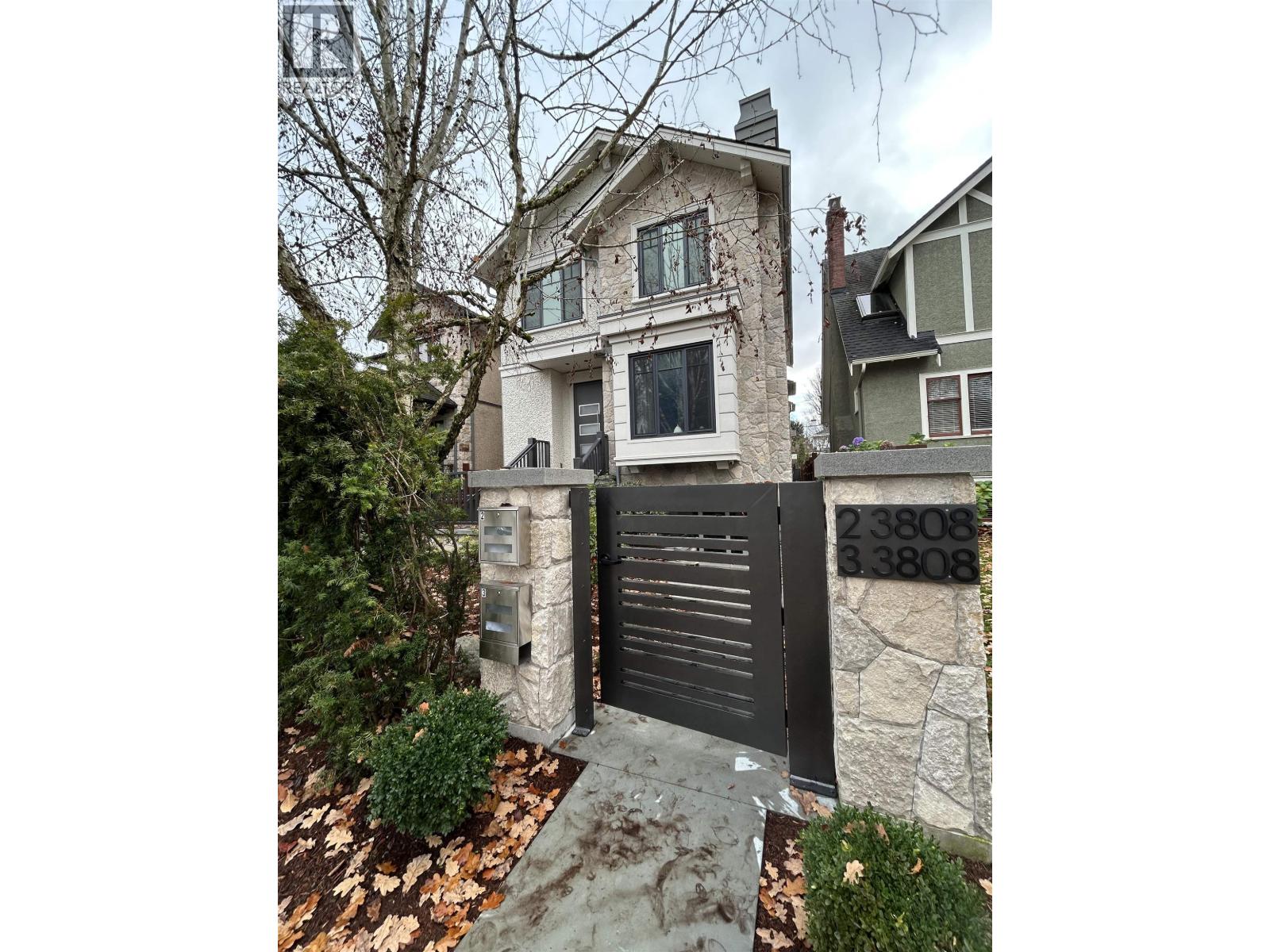 New semi-baseme 3808 W 19TH AVENUE, Vancouver, British Columbia