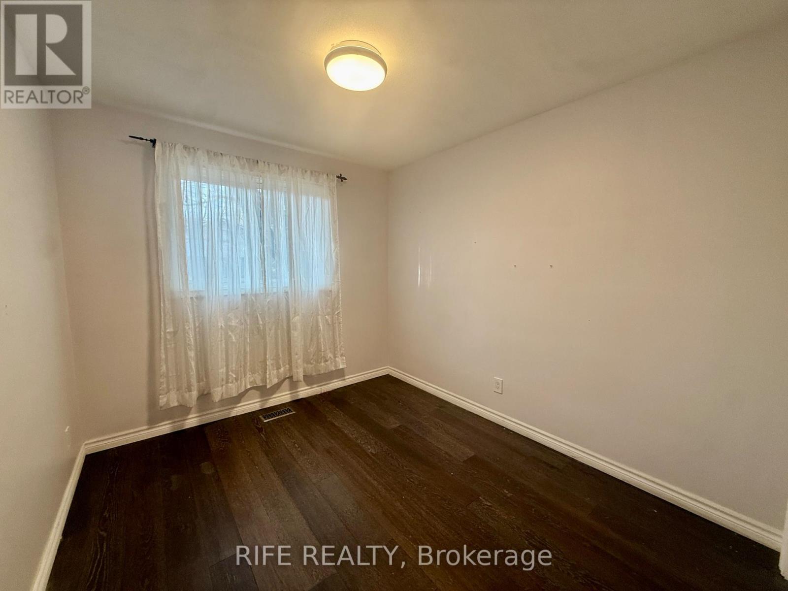 38 Aurora Heights Drive, Aurora, Ontario  L4G 2W7 - Photo 12 - N12553292