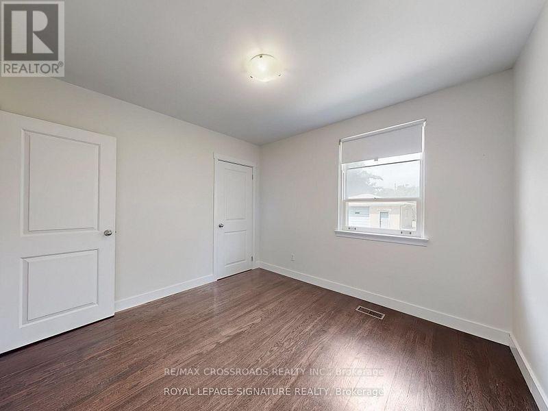 82 Northwood Drive, Toronto, Ontario  M2M 2K1 - Photo 15 - C12557228