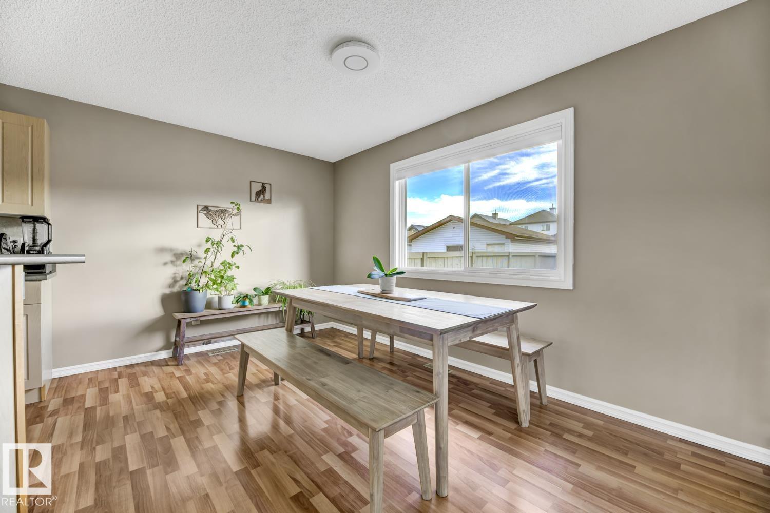 2341 29a Av Nw, Edmonton, Alberta  T6T 2B1 - Photo 16 - E4466022