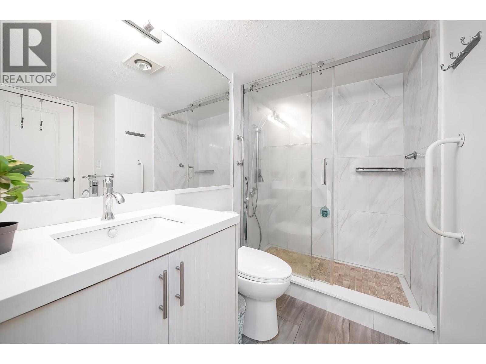 312 8591 Westminster Highway, Richmond, British Columbia  V6X 3E2 - Photo 11 - R3068238