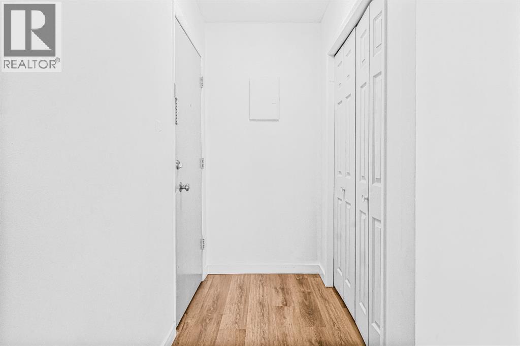 205, 4512 75 Street Nw, Calgary, Alberta  T3B 2M9 - Photo 3 - A2260989