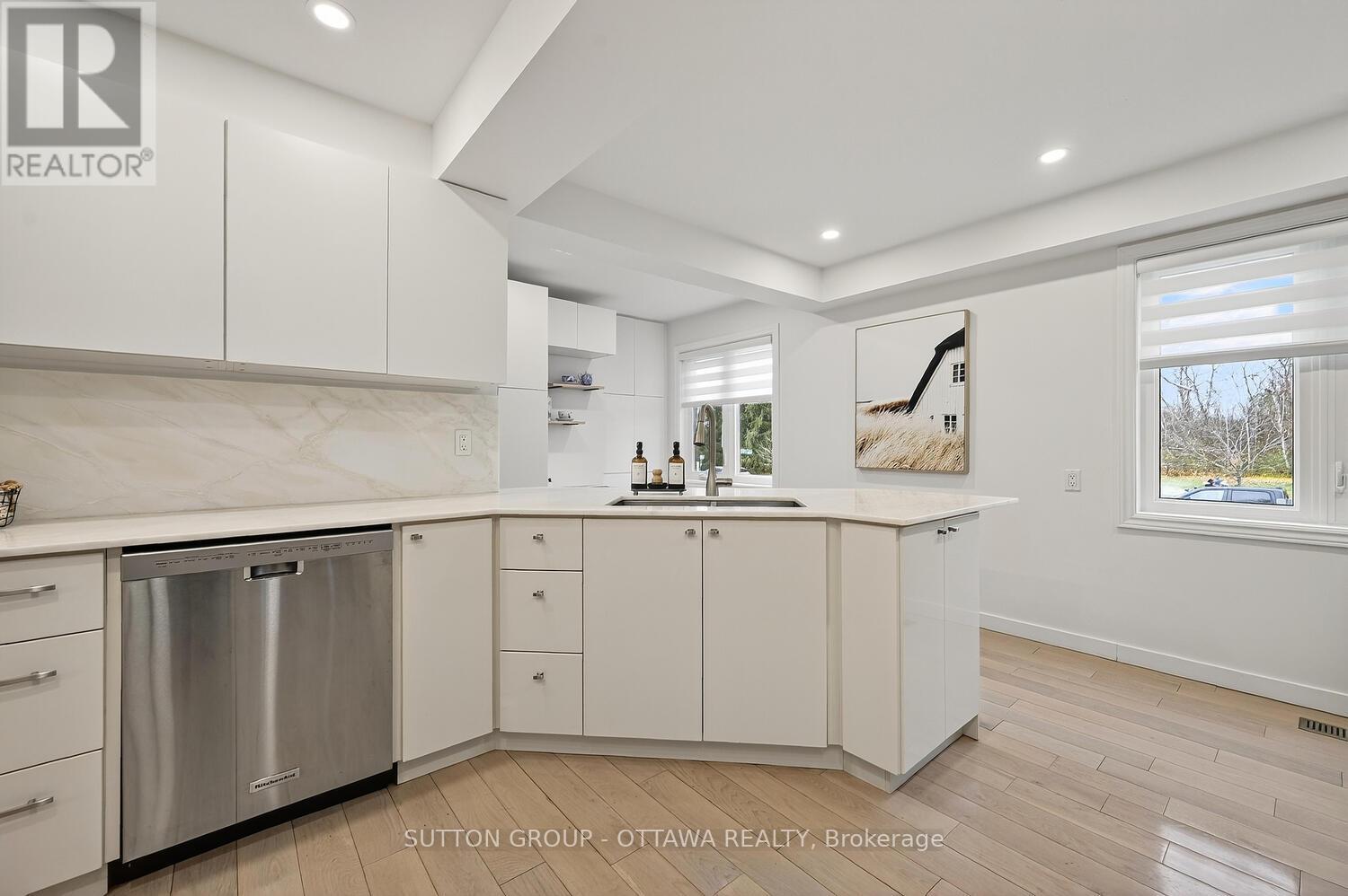 1 Bayside Private, Ottawa, Ontario K1V 9R3 - Photo 6 - X12557260