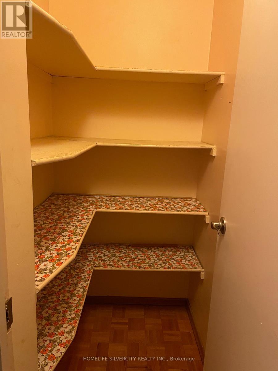 Unknown Address, ,     - Photo 16 - W12557136