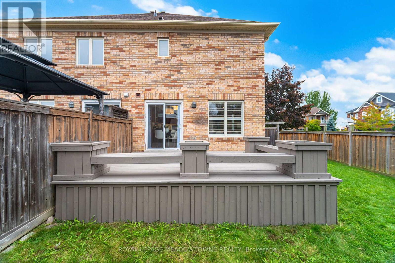 1137 Meadowgrove Court, Mississauga, Ontario L5W 1J1 - Photo 43 - W12557220