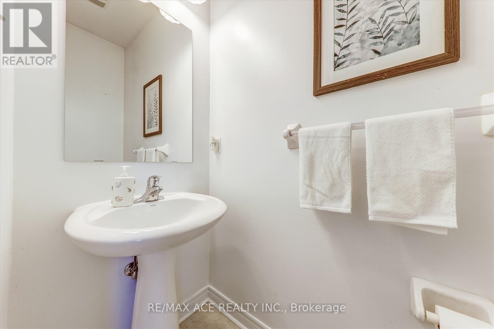 46 Purebrook Crescent, Brampton, Ontario  L6P 2P5 - Photo 18 - W12557224