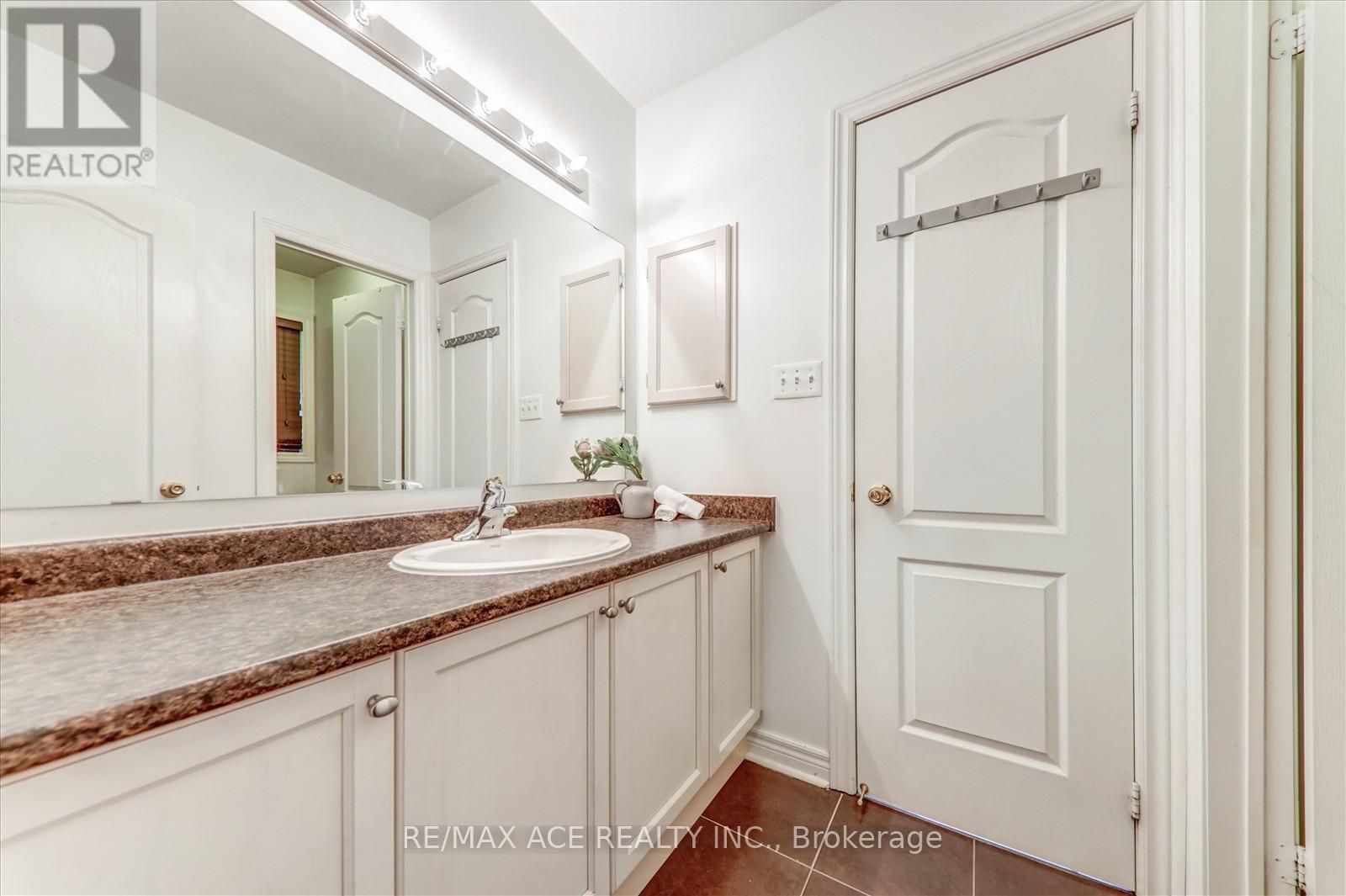 46 Purebrook Crescent, Brampton, Ontario  L6P 2P5 - Photo 29 - W12557224