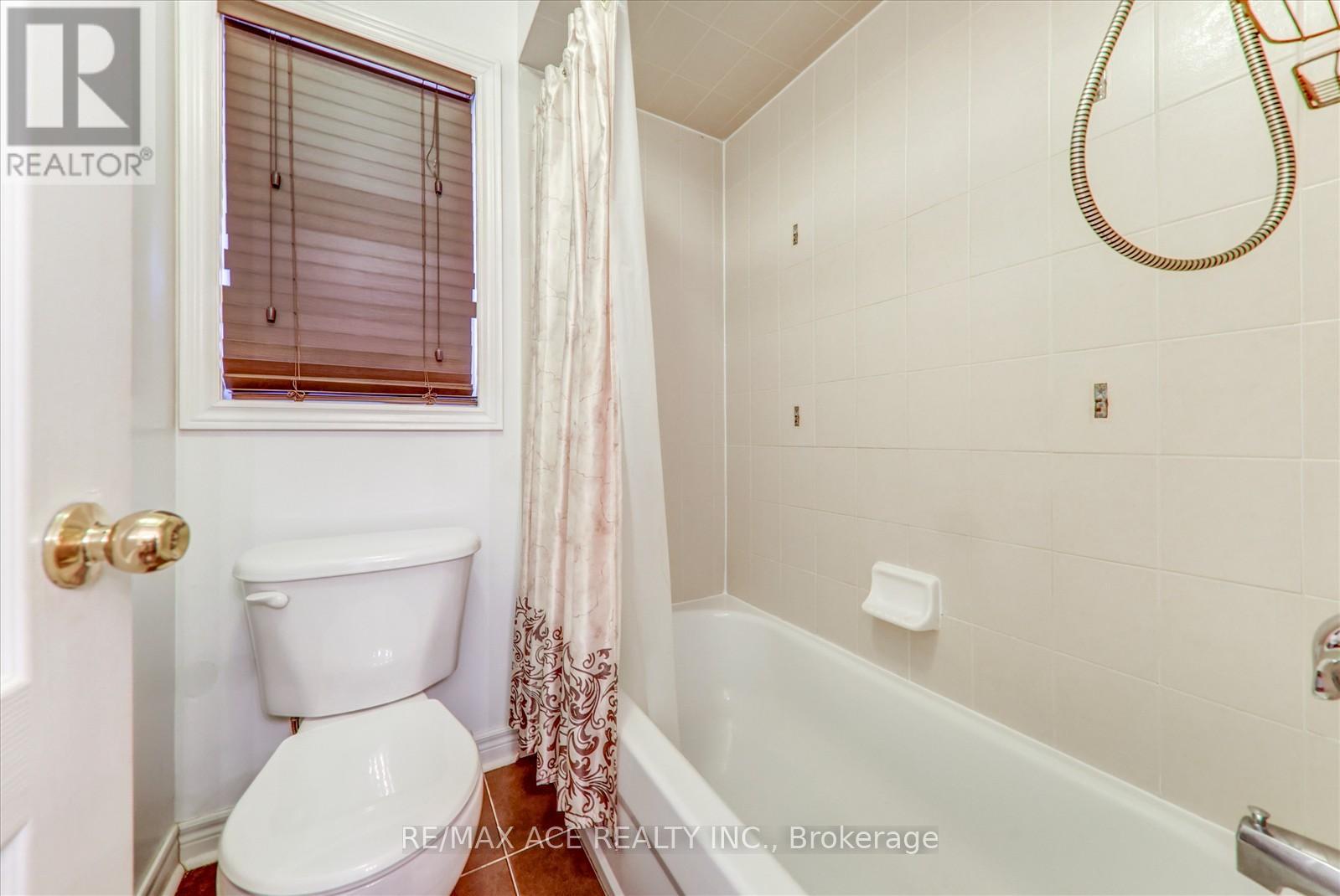 46 Purebrook Crescent, Brampton, Ontario  L6P 2P5 - Photo 30 - W12557224