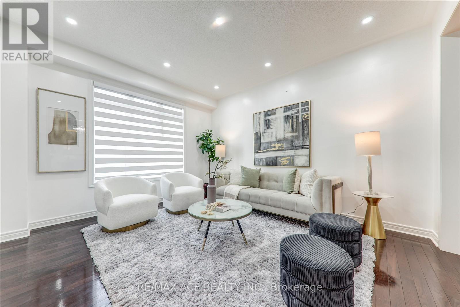 46 Purebrook Crescent, Brampton, Ontario  L6P 2P5 - Photo 7 - W12557224