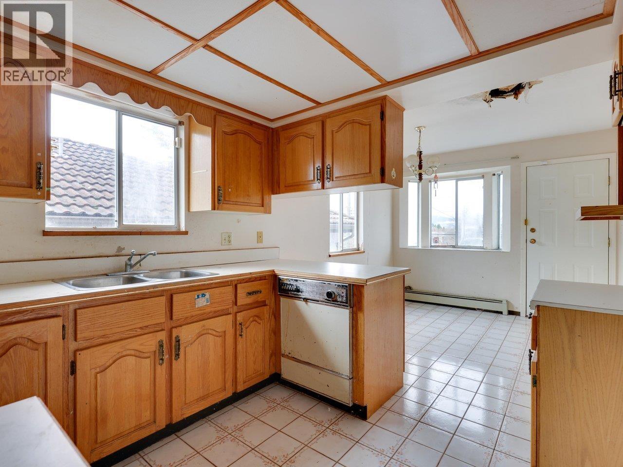 311 E 38th Avenue, Vancouver, British Columbia  V5W 1H5 - Photo 9 - R3067929