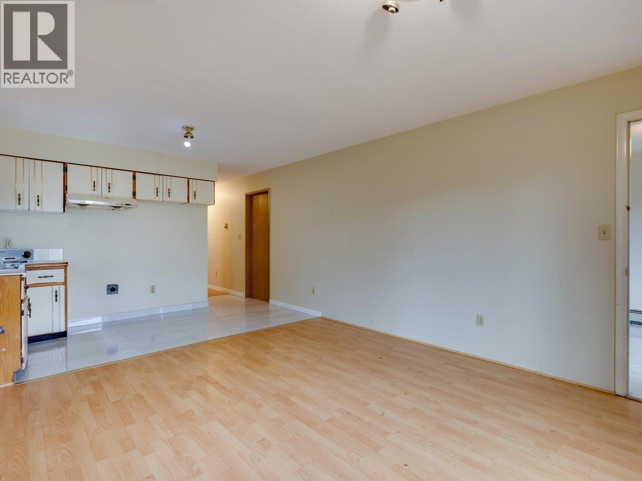 311 E 38th Avenue, Vancouver, British Columbia  V5W 1H5 - Photo 3 - R3067929