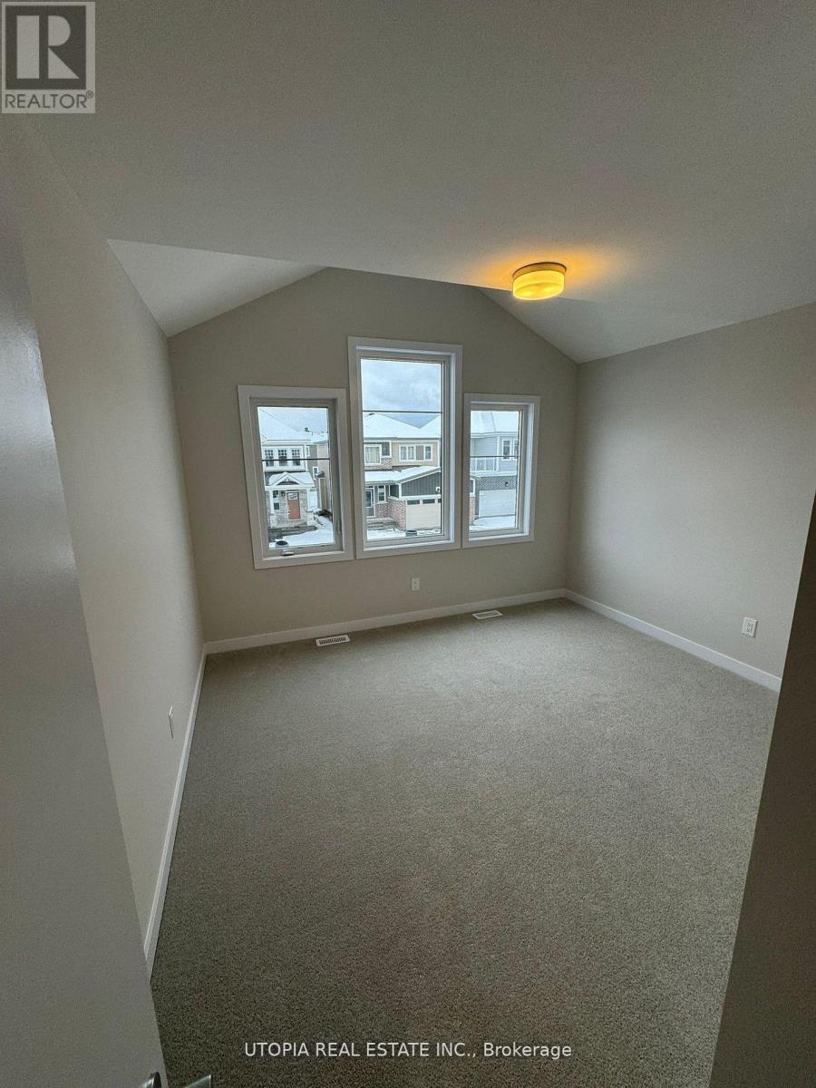 112 Hackamore Crescent, Ottawa, Ontario  K0A 2Z0 - Photo 11 - X12557226