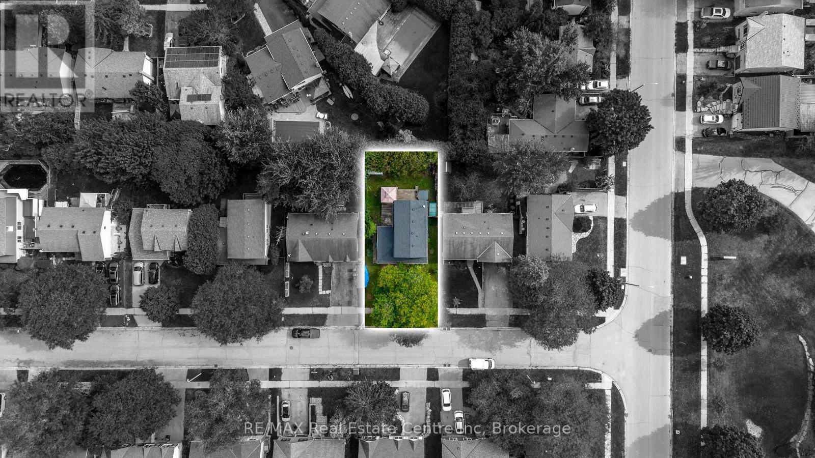 34 Woodridge Drive, Guelph, Ontario N1H 7E2 - Photo 48 - X12557234