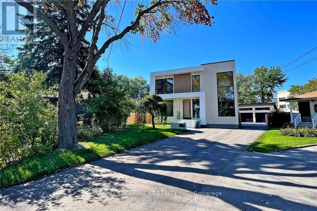 28 Dunsmore Gardens, Toronto, Ontario  M3H 3M2 - Photo 49 - C12557240