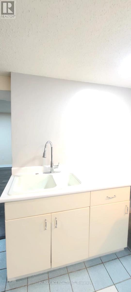 Bsmt - 11752 Sheppard Avenue E, Toronto, Ontario  M1B 3W4 - Photo 11 - E12557242