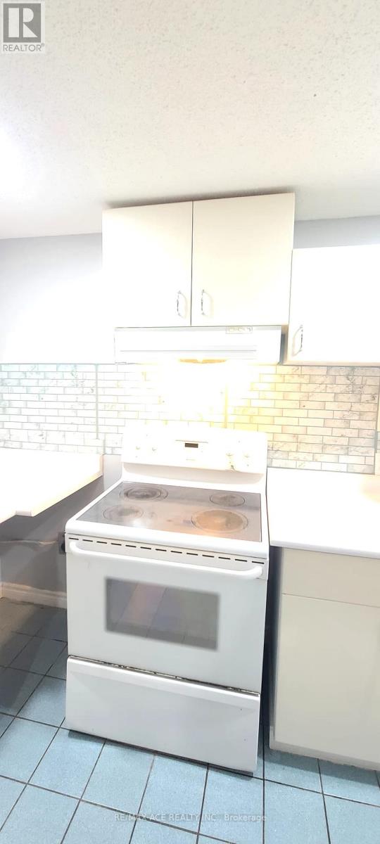 Bsmt - 11752 Sheppard Avenue E, Toronto, Ontario  M1B 3W4 - Photo 12 - E12557242