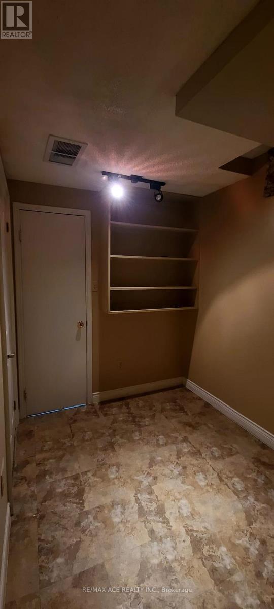 Bsmt - 11752 Sheppard Avenue E, Toronto, Ontario  M1B 3W4 - Photo 31 - E12557242