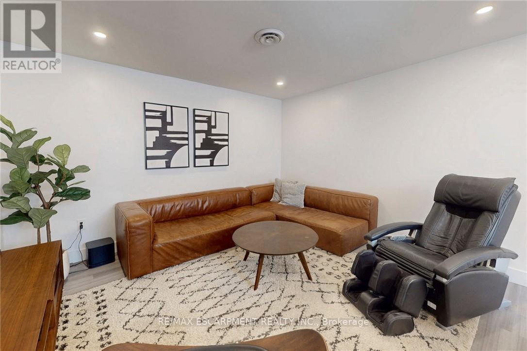 28 Dunsmore Gardens, Toronto, Ontario  M3H 3M2 - Photo 38 - C12557240