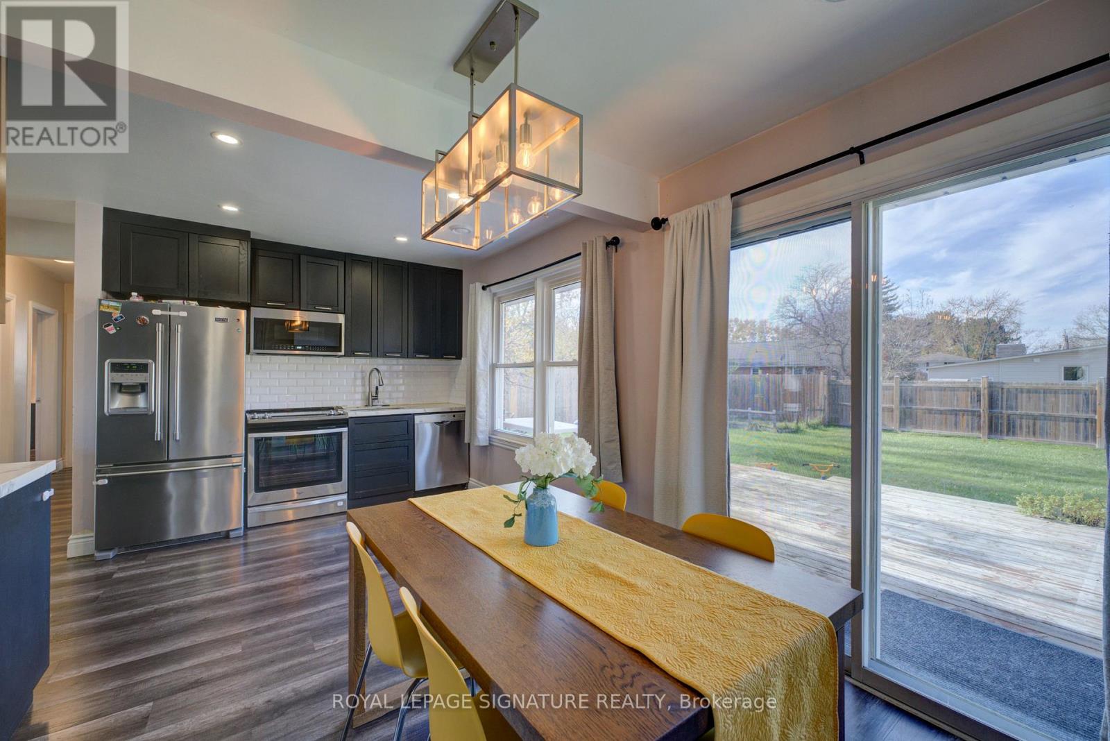 98 Jacobson Avenue W, St. Catharines, Ontario L2T 3A3 - Photo 17 - X12548452