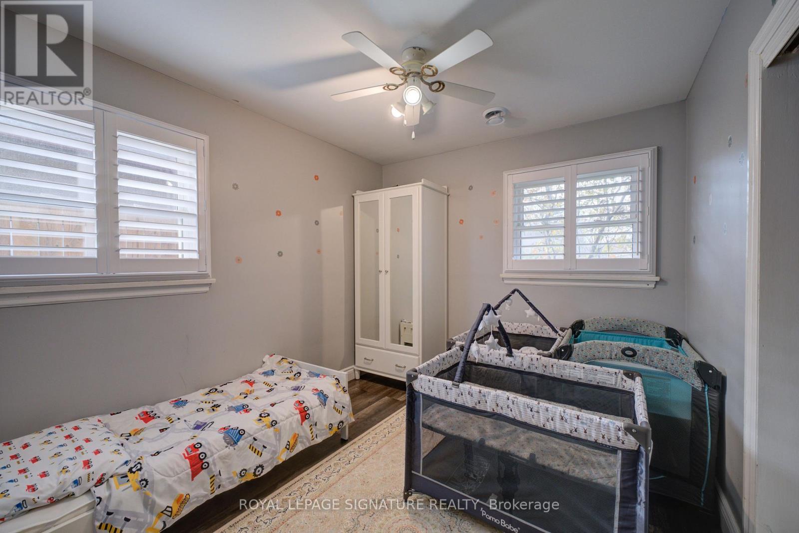 98 Jacobson Avenue W, St. Catharines, Ontario L2T 3A3 - Photo 23 - X12548452