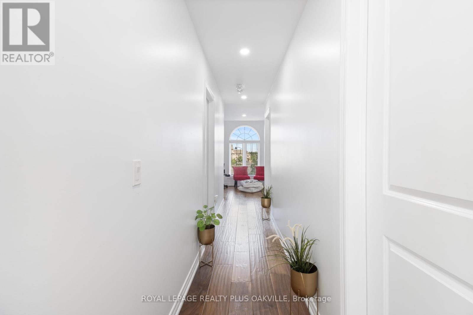 2386 Natasha Circle, Oakville, Ontario  L6M 1P2 - Photo 29 - W12557254