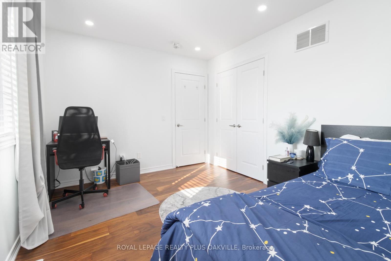 2386 Natasha Circle, Oakville, Ontario  L6M 1P2 - Photo 37 - W12557254