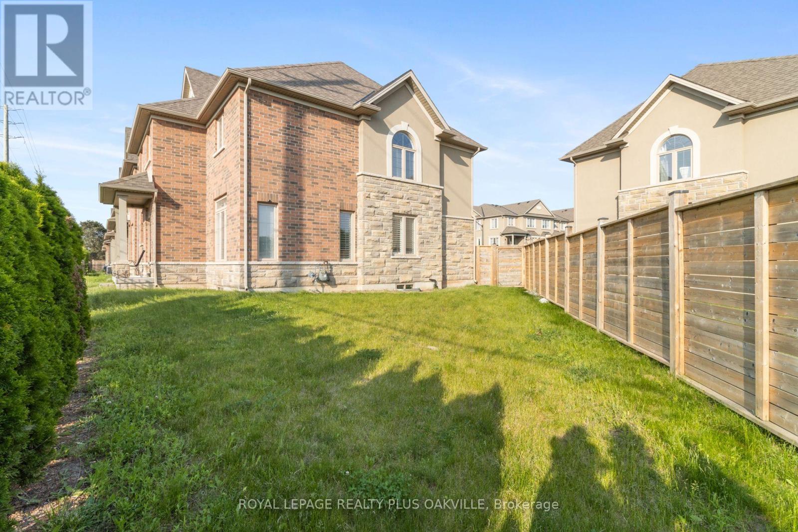 2386 Natasha Circle, Oakville, Ontario  L6M 1P2 - Photo 47 - W12557254