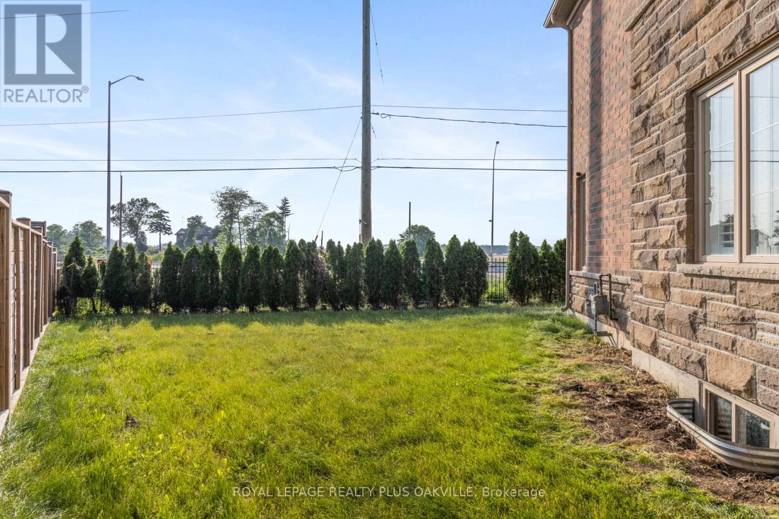 2386 Natasha Circle, Oakville, Ontario  L6M 1P2 - Photo 49 - W12557254