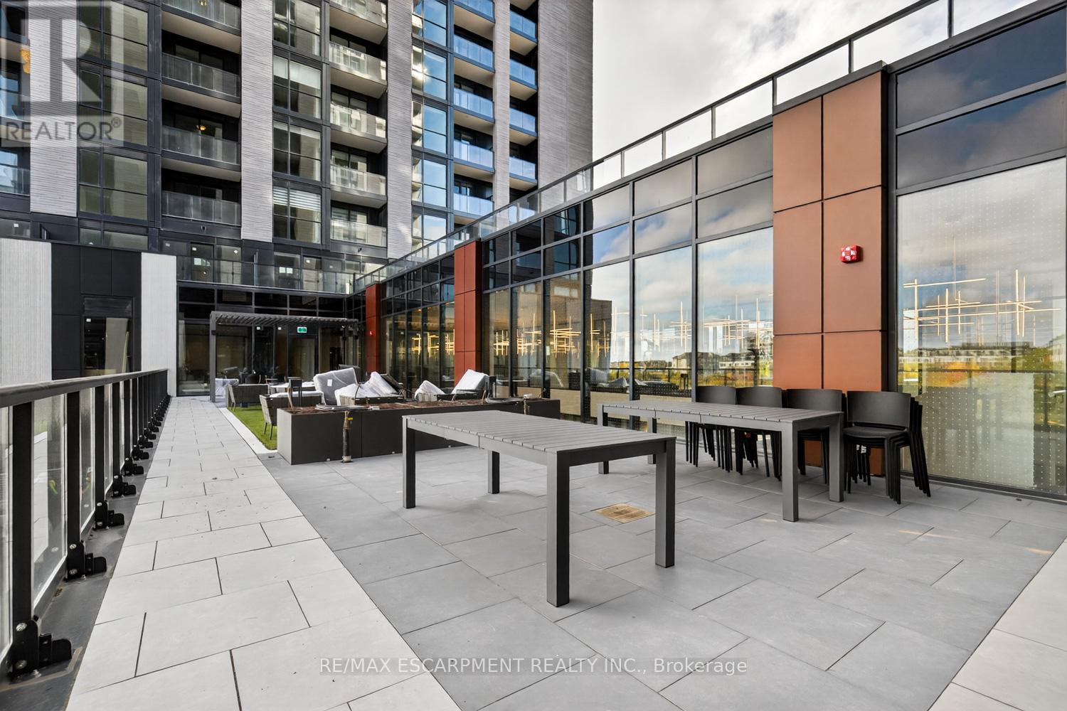 409 - 3071 Trafalgar Road, Oakville, Ontario  L6H 8C6 - Photo 41 - W12557262