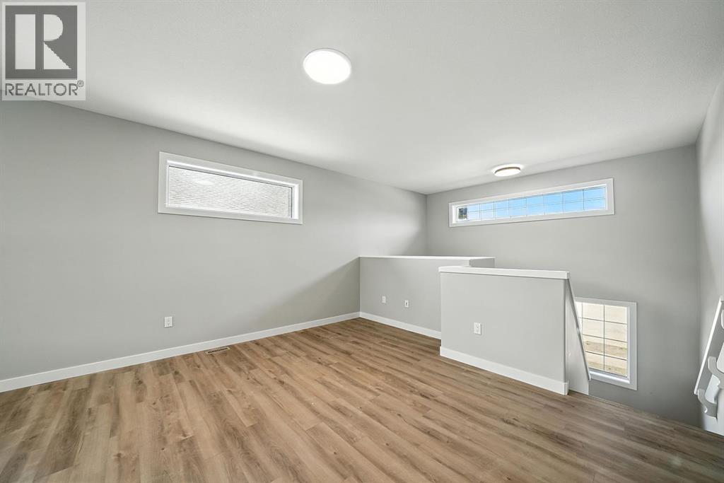 84 Reynolds Road, Sylvan Lake, Alberta  T4S 0L8 - Photo 3 - A2266335