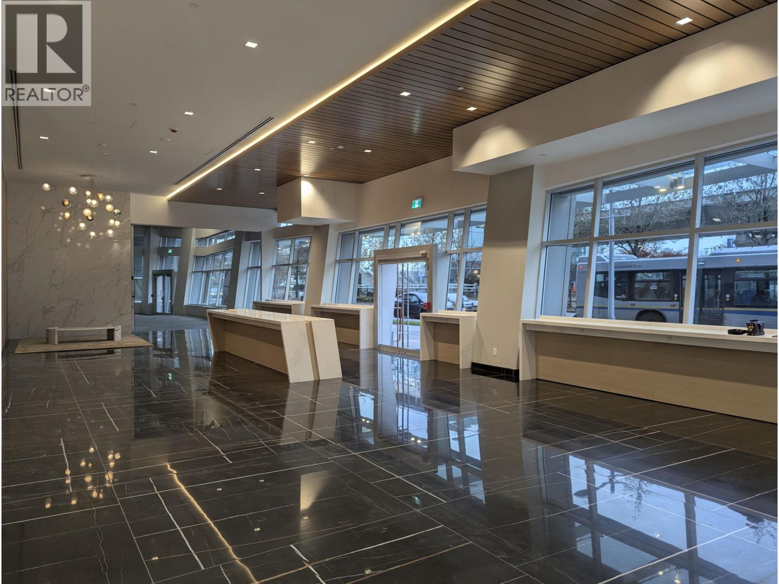 830 5599 No. 3 Road, Richmond, British Columbia  V6X 0X8 - Photo 2 - C8073882