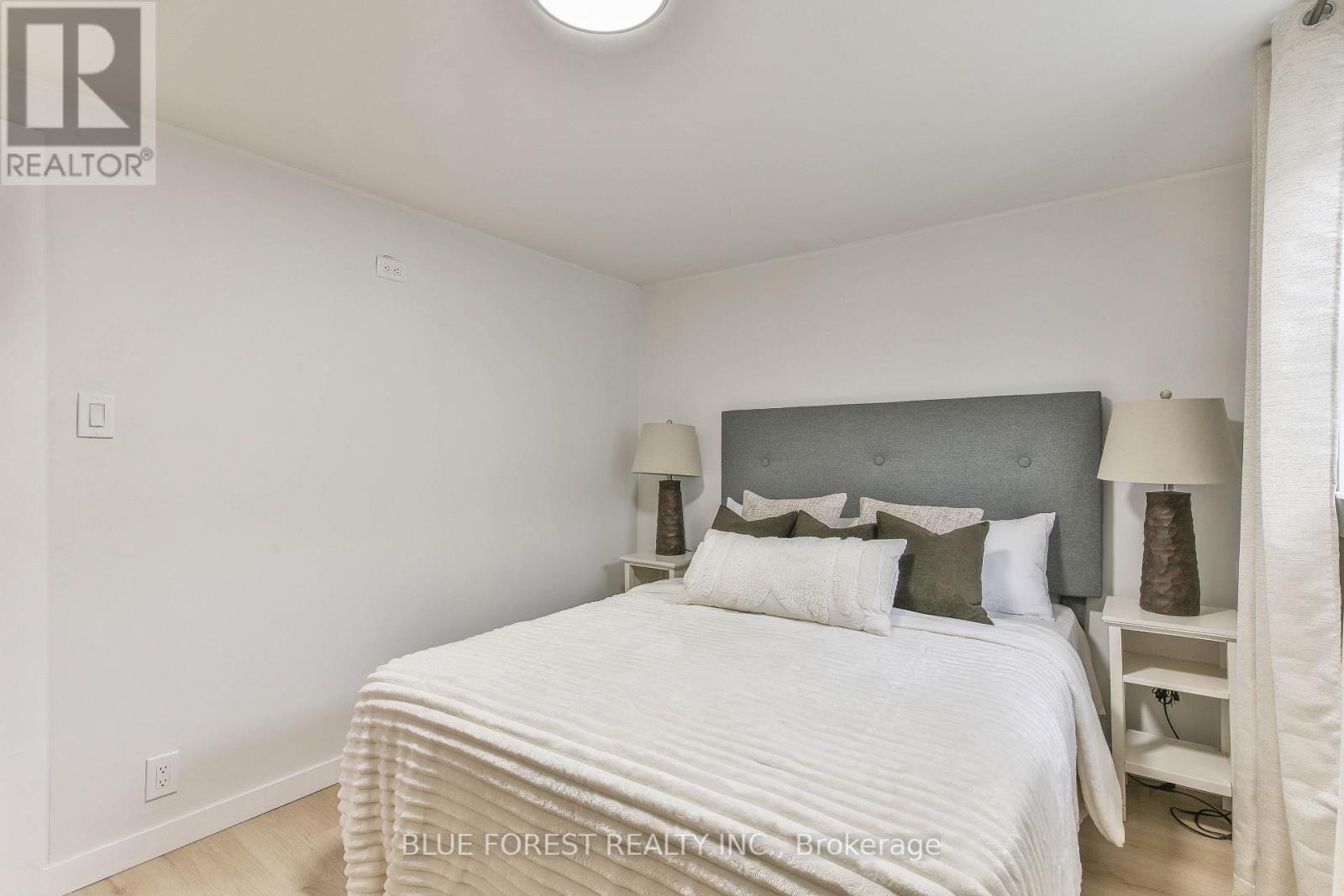 32 Mary Street E, St. Thomas, Ontario  N5R 2V8 - Photo 22 - X12557288