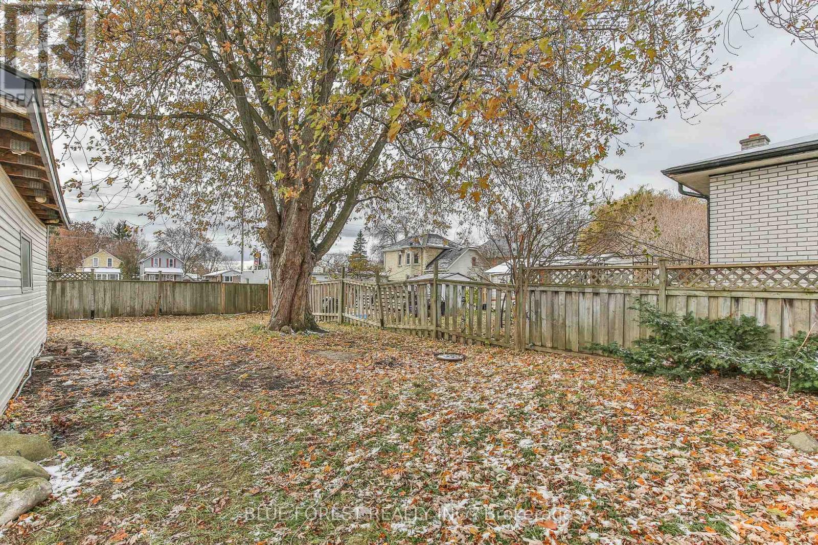 32 Mary Street E, St. Thomas, Ontario  N5R 2V8 - Photo 28 - X12557288