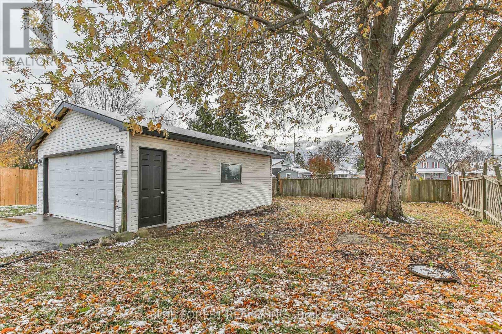 32 Mary Street E, St. Thomas, Ontario  N5R 2V8 - Photo 29 - X12557288