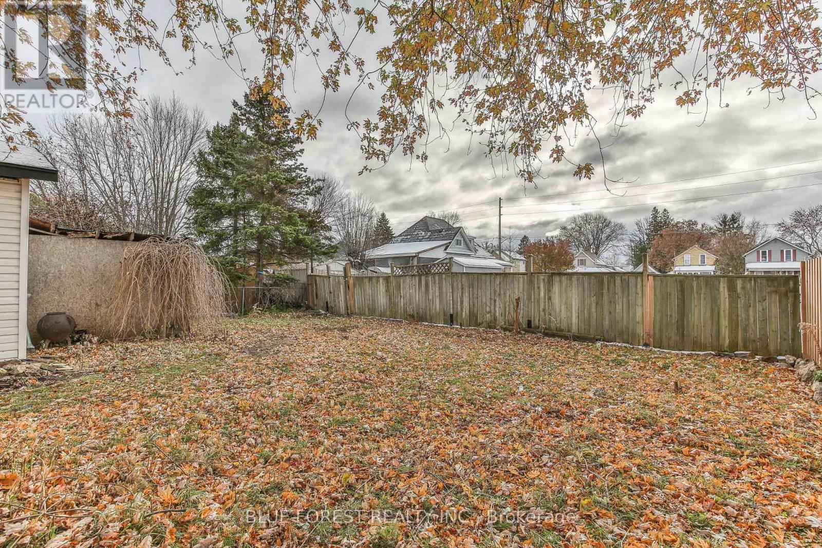 32 Mary Street E, St. Thomas, Ontario  N5R 2V8 - Photo 30 - X12557288