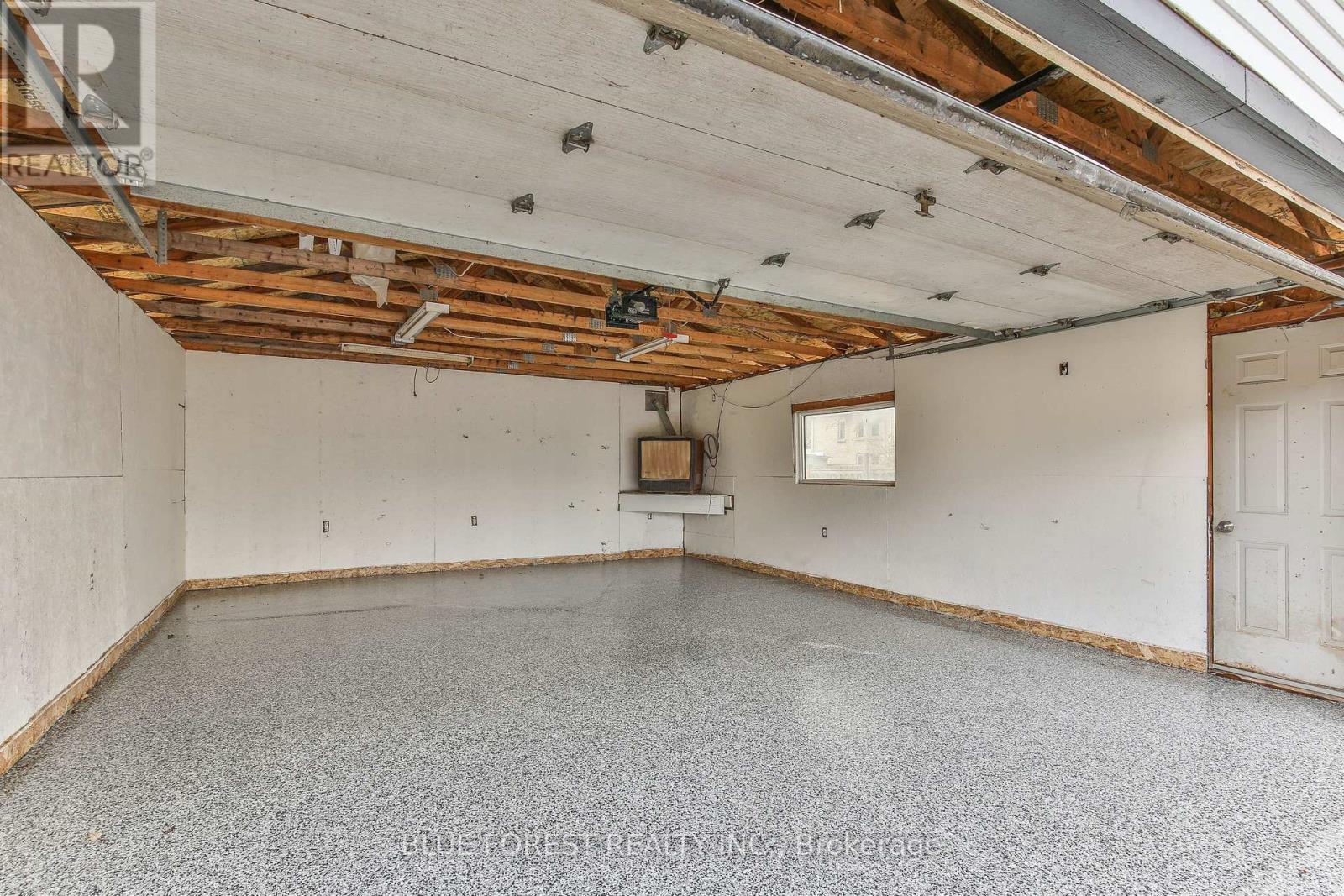 32 Mary Street E, St. Thomas, Ontario  N5R 2V8 - Photo 37 - X12557288