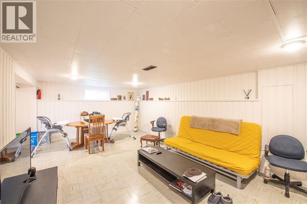 5662 Booth Avenue, Burnaby, British Columbia  V5H 3A7 - Photo 18 - R3068426