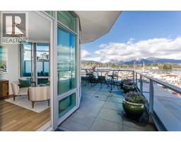 202 499 BROUGHTON ST