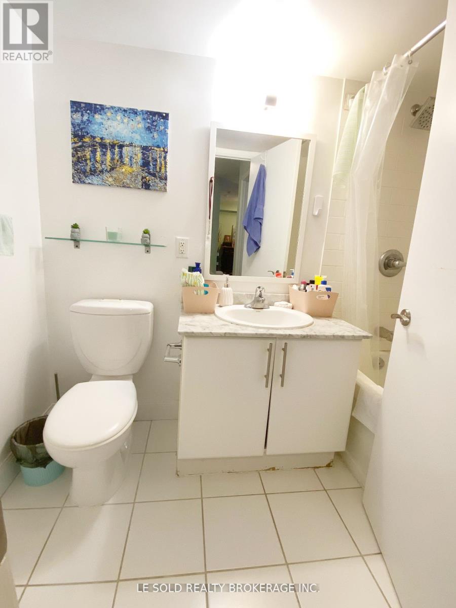 1502 Room - 2191 Yonge Street, Toronto, Ontario  M4S 3H8 - Photo 12 - C12557290